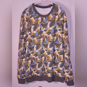 Free Assembly Autumn Leaf Fleece Sweatshirt Size XL Pullover Camo Soft Cozy
